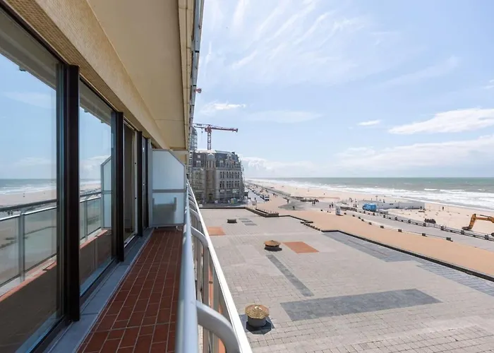 Huswell - Bright Seaview Apartment In Oostende