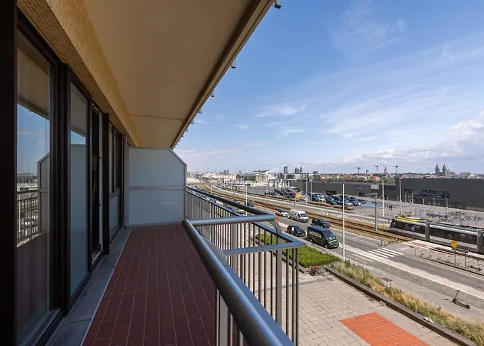 Huswell - Bright Seaview Apartment In Oostende